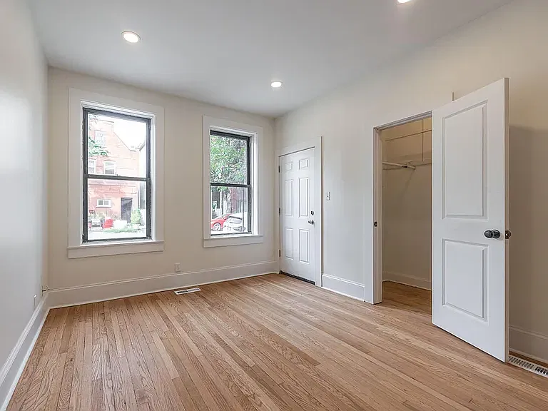 2301 N Leavitt St — Photo 3