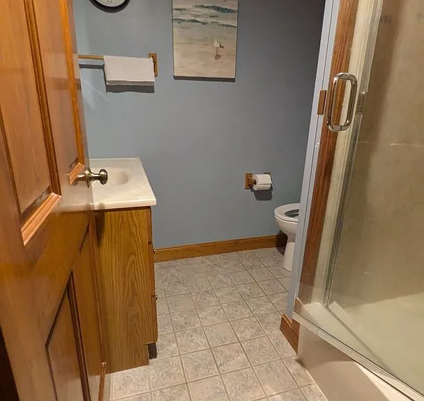 421 Oakhill Ave — Photo 14