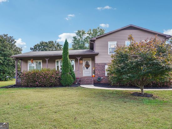 2591 Sandy Dr, Marietta, GA 30066