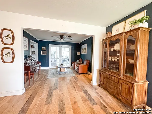346 Haverford Dr — Photo 17