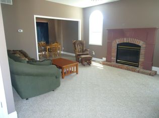 1456 NW Tri County Line Rd, Cameron, MO 64429