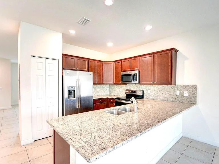 5330 Ellery Ter — Photo 1