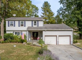 58 Alexander Ave, Lambertville, NJ 08530