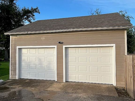 2nd image of 1224 Cowden Dr
