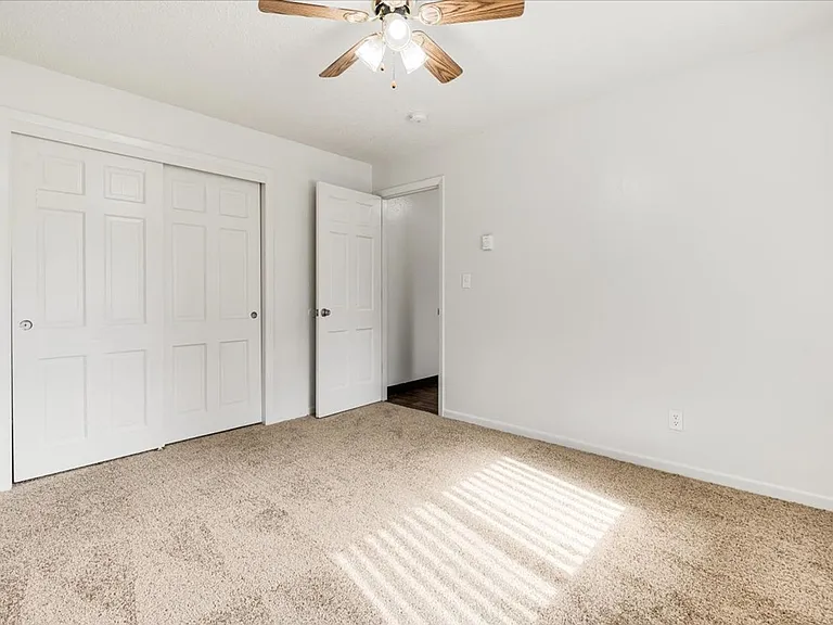 Bayberry Apartments — Photo 26