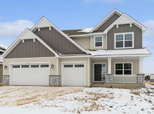 3102 Sugar Maple Dr, Chaska, MN 55318