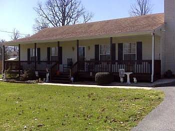 2nd image of 4462 Waterlick Rd