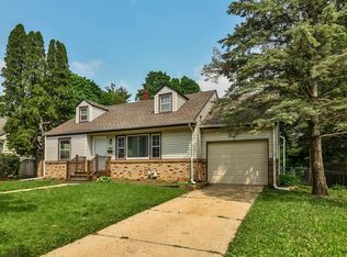 1524 Sexton Dr, Rockford, IL 61108