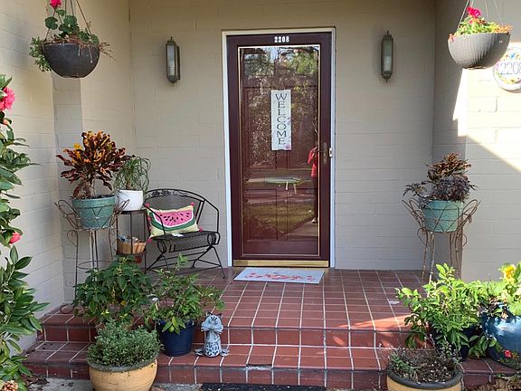 2nd image of 2208 NW 7th Ln