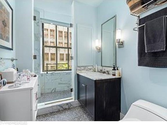 5th image of 130 W 30th St APT 10A