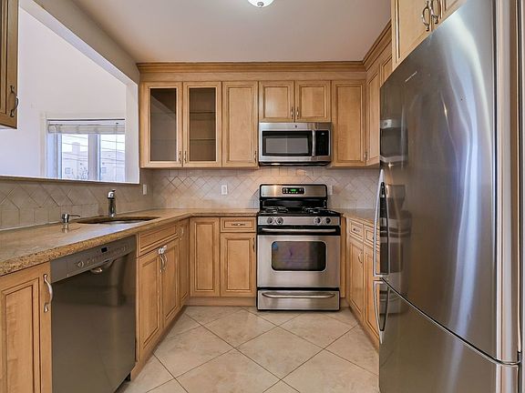 5th image of 212-14 42nd Ave #18C