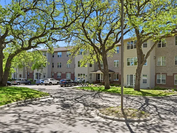 8500 Franlo Rd APT 310, Eden Prairie, MN 55344