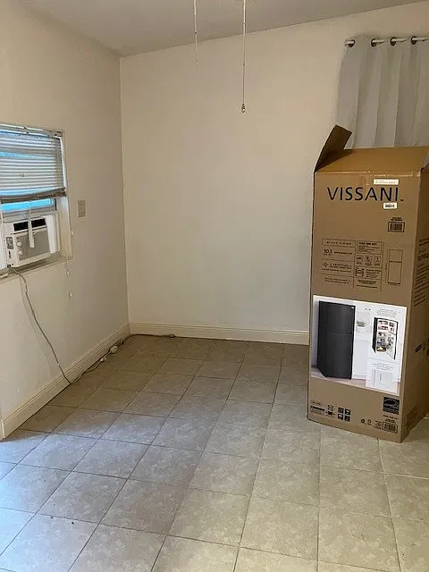 Studio, 170 sqft, $875 — Photo 4