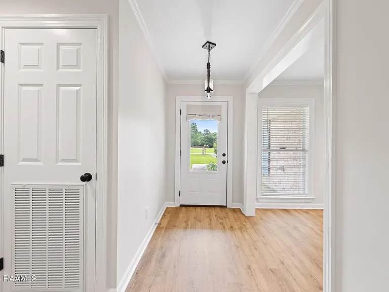 2508 Ferris Rd — Photo 11