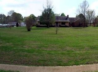 13935 Goodman Rd, Olive Branch, MS 38654