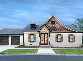 19 Blue Ridge Cir, Little Rock, AR 72207