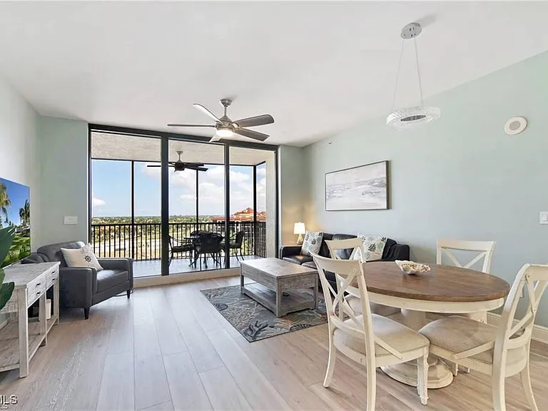 5793 Cape Harbour Dr #815 — Photo 2