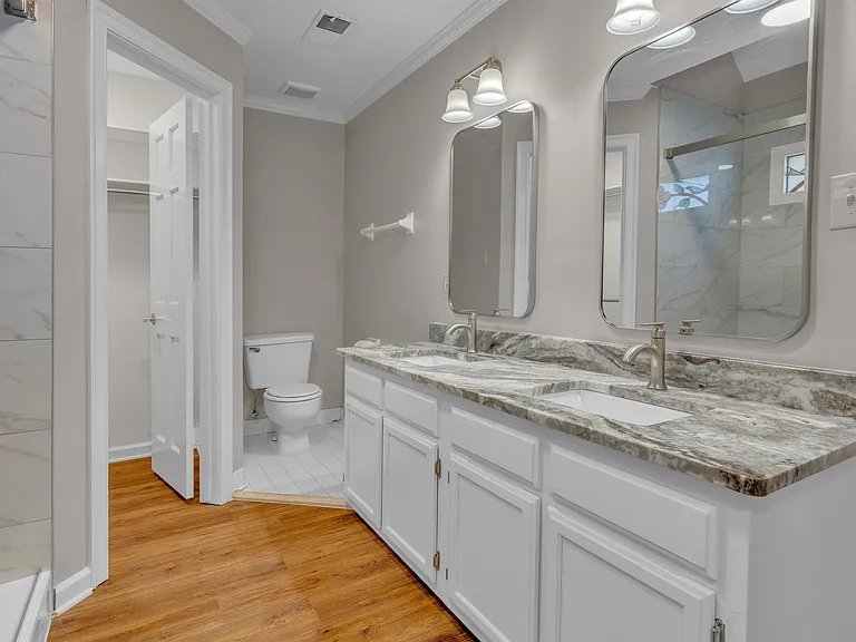 636 Fox Chase Cv N — Photo 13