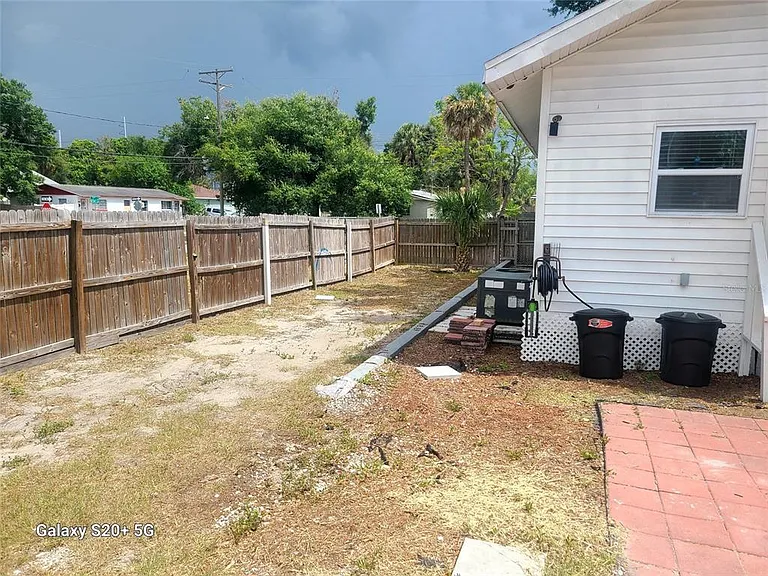 2220 E 17th Ave — Photo 13