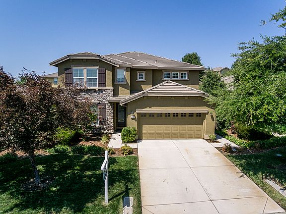 3rd image of 4334 Lombardia Way