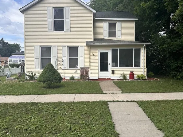 143 N Michigan Street, Prairie Du Chien, WI 53821
