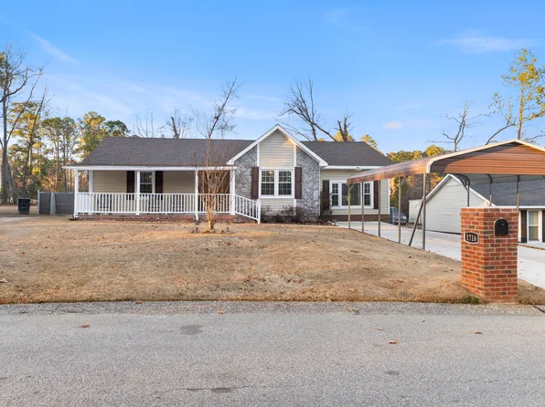 1716 Arrow Ridge Way, Fayetteville, NC 28304