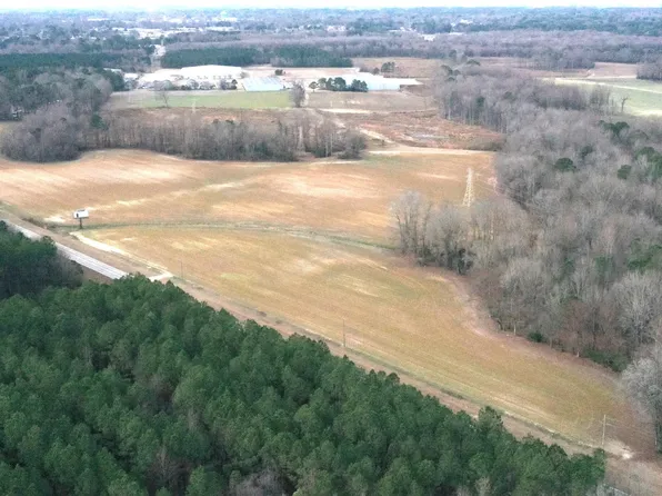 1933 Firestone Pkwy NE #1, Wilson, NC 27893