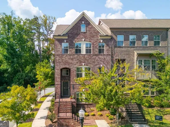 502 Via Secco Ln, Suwanee, GA 30024