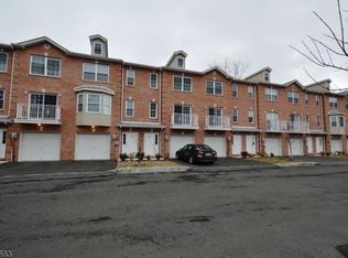 A3 Lily Ct, Roselle, NJ 07203