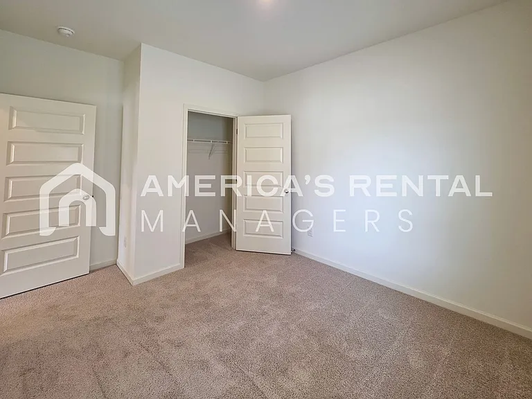 318 Ashland Dr SW — Photo 16