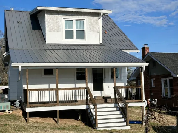 923 E Hillcrest Dr #2, Johnson City, TN 37604