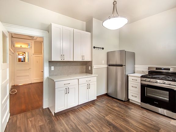 2nd image of 2763 Bush St #A