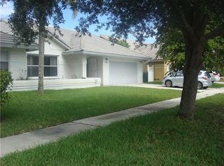 736 NW 164th Ave, Pembroke Pines, FL 33028