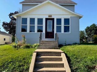 212 W Nevada St, Marshalltown, IA 50158