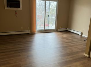 (Undisclosed Address), Berea, OH 44017