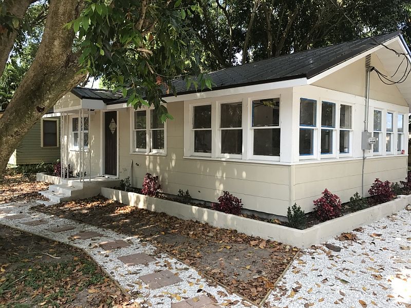1st image of 4026 Iola Dr