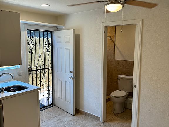 3rd image of 3122 El Cajon Blvd APT 6