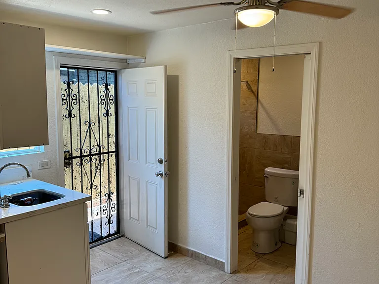 3122 El Cajon Blvd #6 — Photo 3