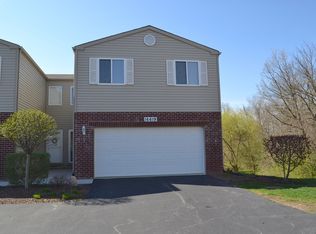 16619 W Willow Walk Dr, Lockport, IL 60441