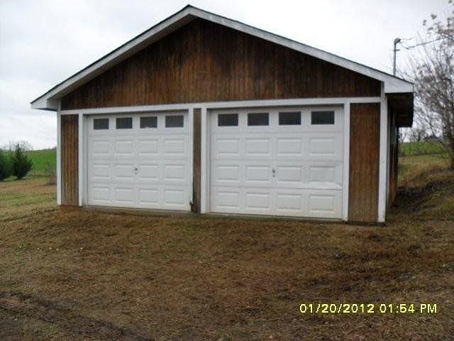 2nd image of 128 Timber Ridge Dr