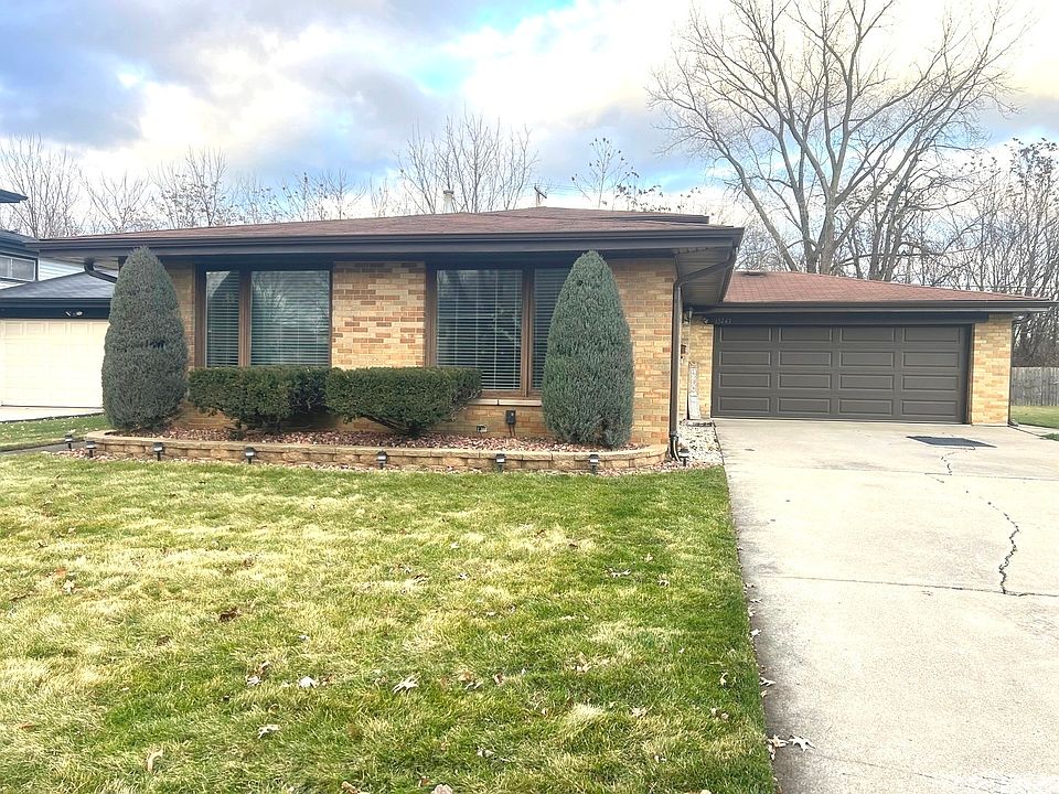 1st image of 15243 Waterman Dr