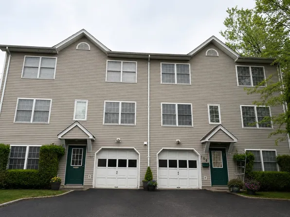 108 Parkview Dr, Teaneck, NJ 07666