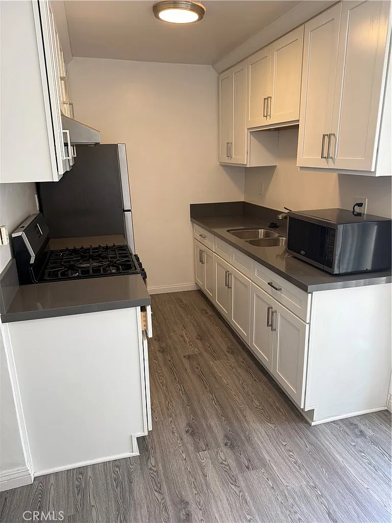 1 bed, 850 sqft, $2,150 — Photo 1
