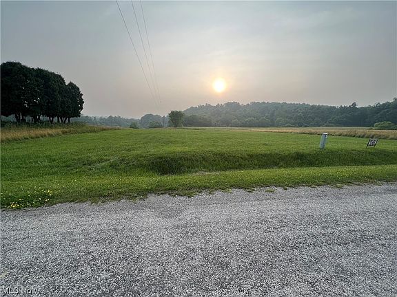 3rd image of Sherrod Valley Dr