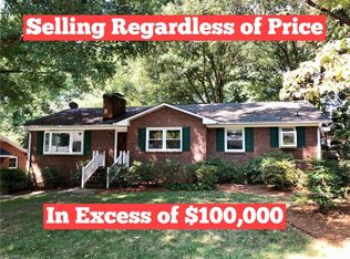 2552 Amesbury Rd, Winston Salem, NC 27103