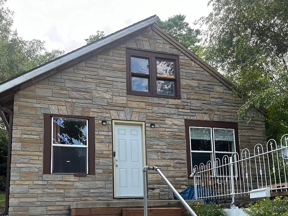 1st image of 2827 Chambers St