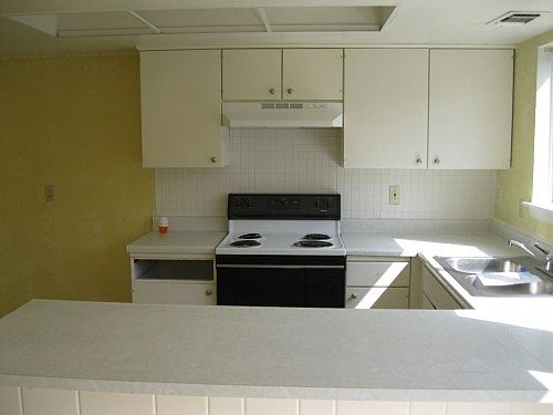 5th image of 49 W Townhouse Ln