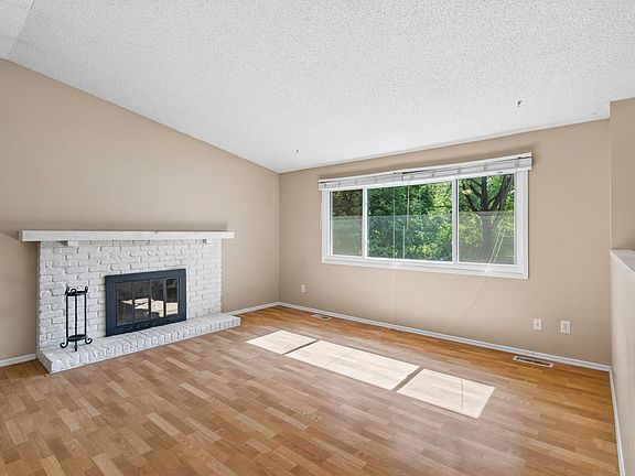 5th image of 7631 Ontario Blvd