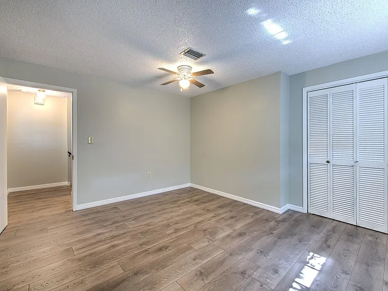 3514 Sarah St — Photo 23