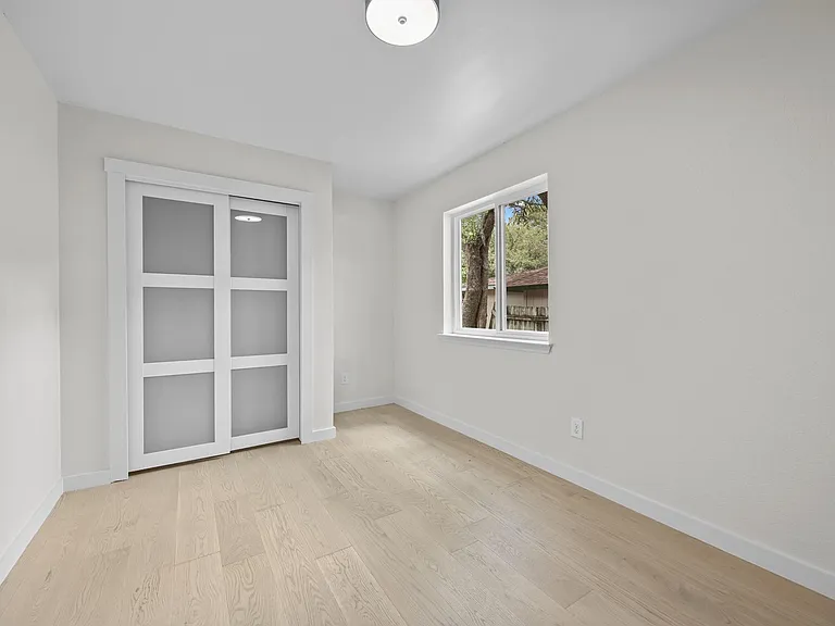 8708 Huebinger Pass — Photo 24